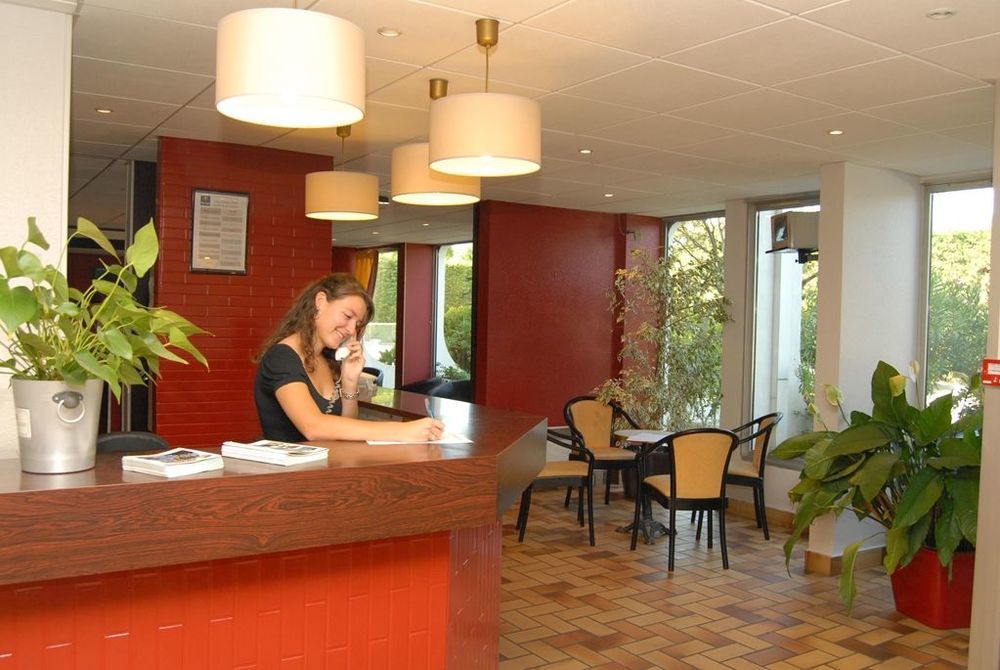 Kyriad Martigues Sud Hotel Interior photo