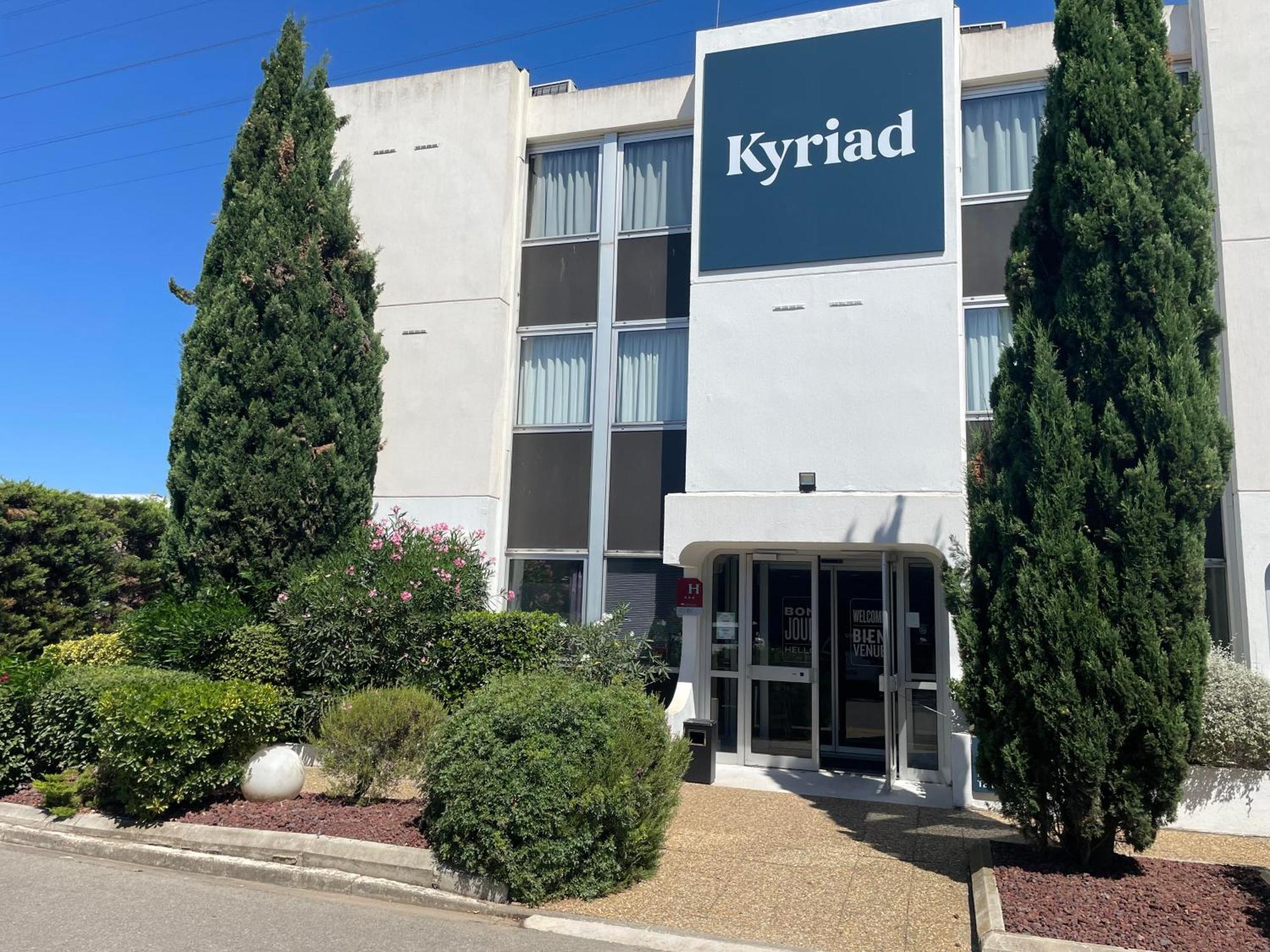 Kyriad Martigues Sud Hotel Exterior photo